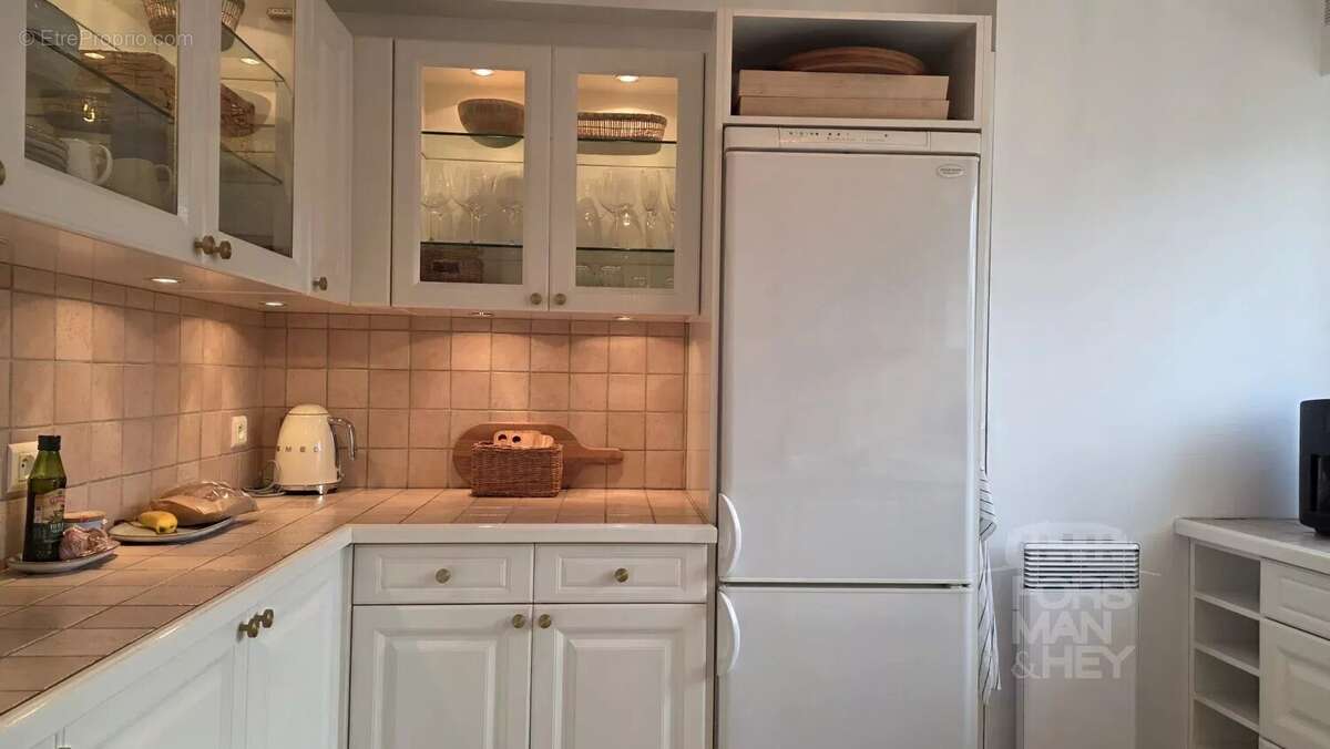 Golfe-Juan: Appartement en front de mer - photo 4