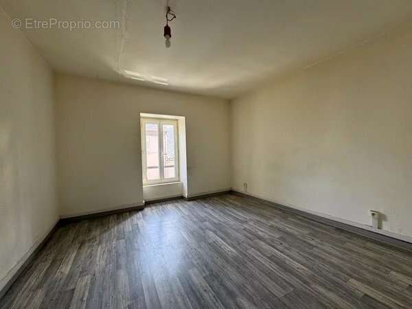 Appartement T4 au 2éme étage - photo 8
