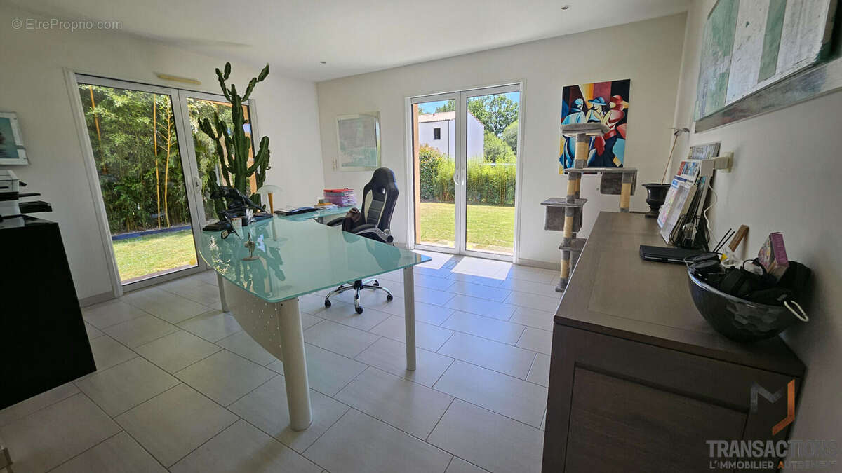 Maison à SAINTE-PAZANNE