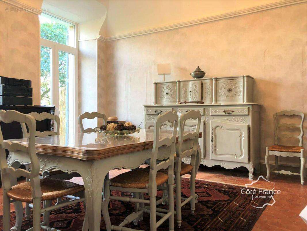 Maison à SAINT-FLORENT-SUR-AUZONNET