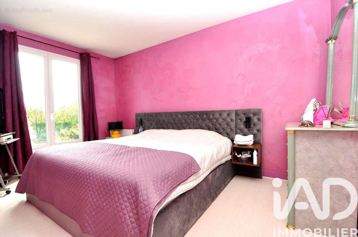 Photo 9 - Maison à SAINT-GERMAIN-LES-ARPAJON