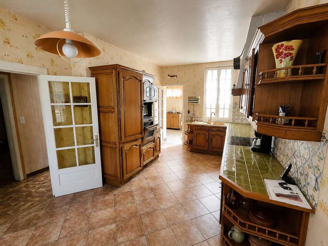  À Vendre – Maison énorme potentiel - photo 6