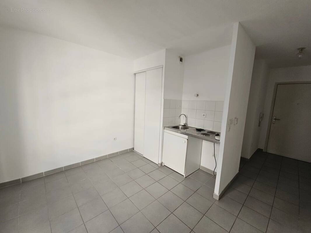 Appartement à MARSEILLE-2E
