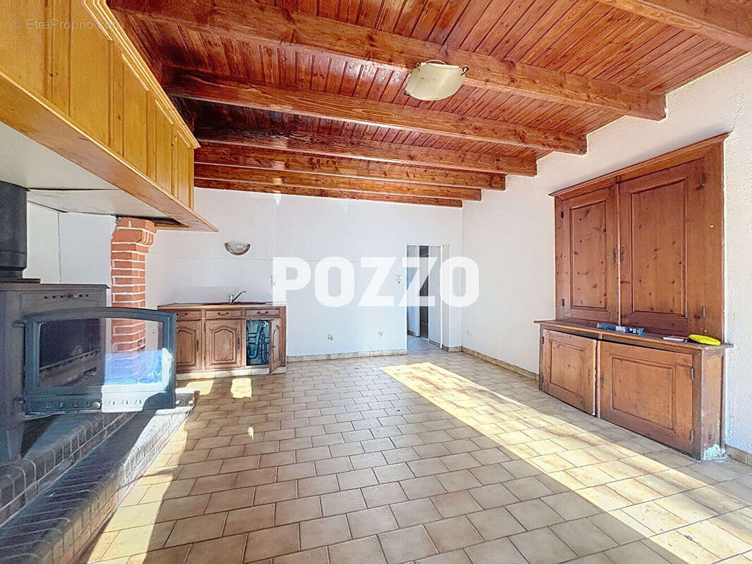 Maison à SAINT-SAUVEUR-LENDELIN