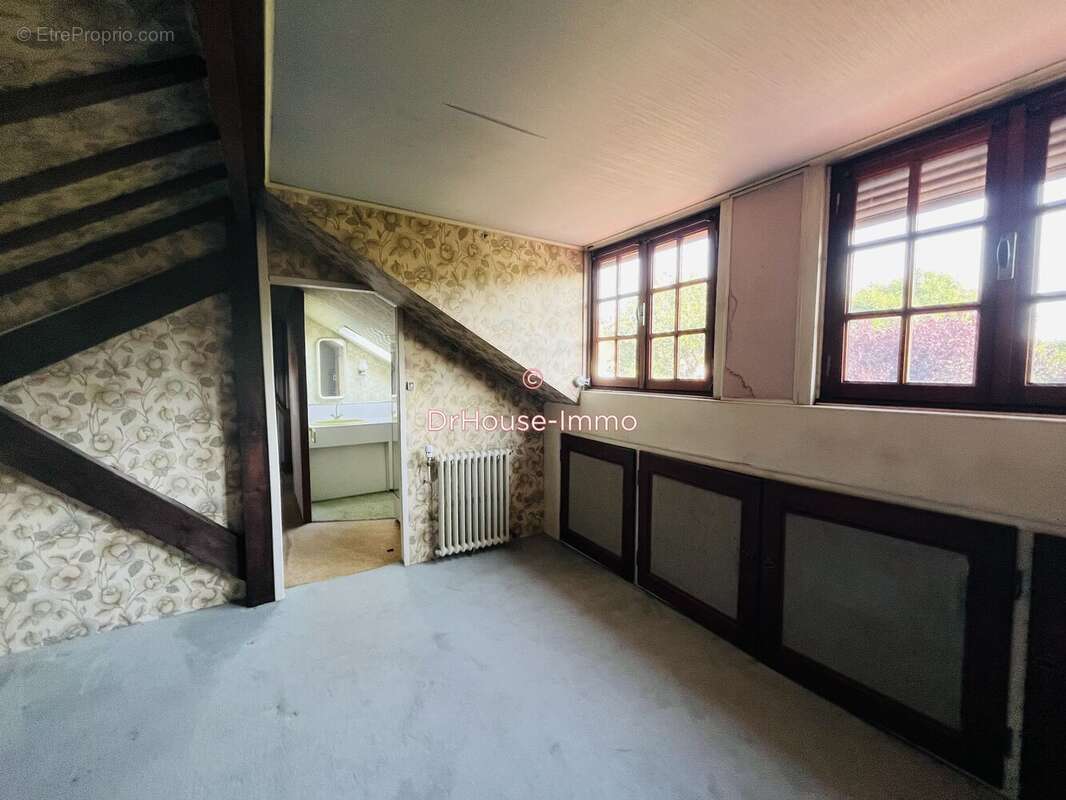 Maison à FACHES-THUMESNIL