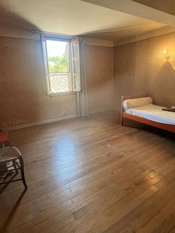 Maison à BRUGUIERES