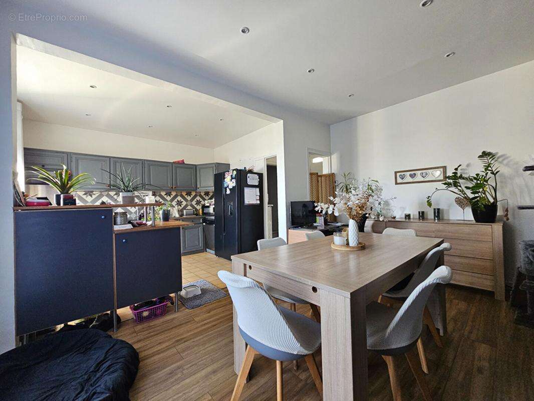 Maison à LA FRETTE-SUR-SEINE