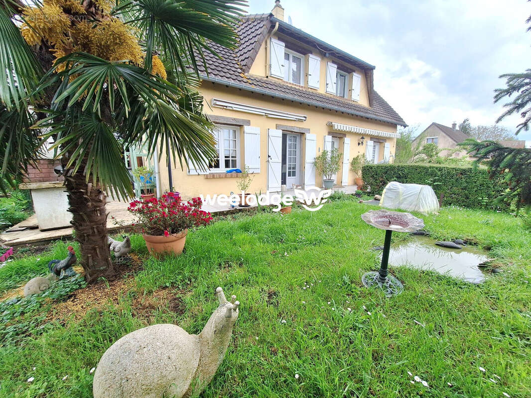 Maison à CUY-SAINT-FIACRE