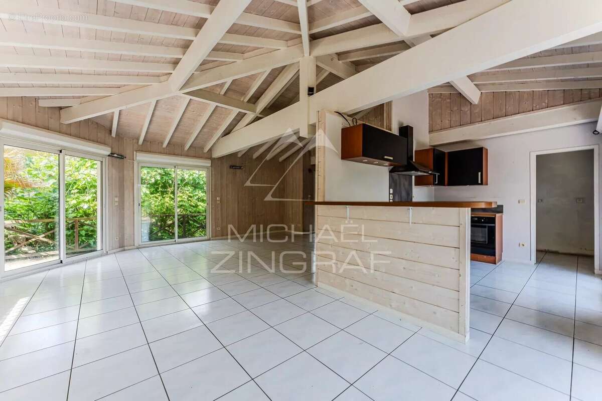 Maison à GUJAN-MESTRAS