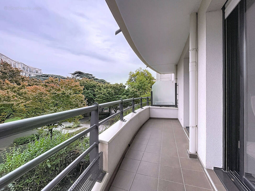 Appartement à CHATILLON