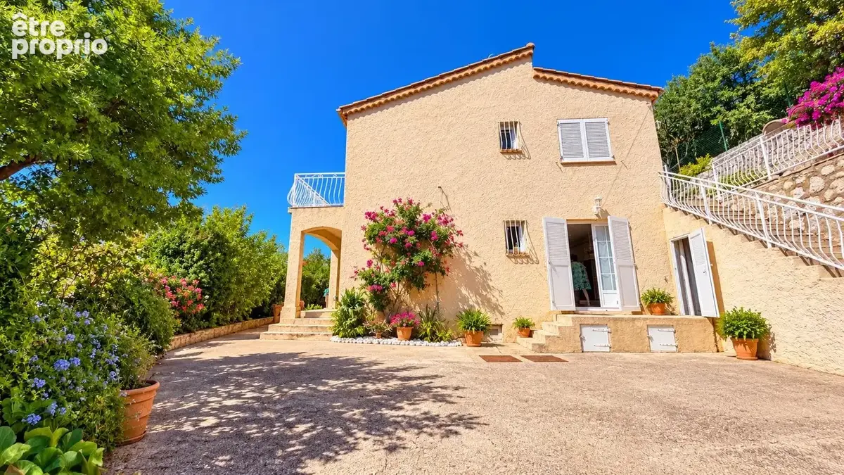 Photo Maison à Saint-Jeannet au prix de 650 000€