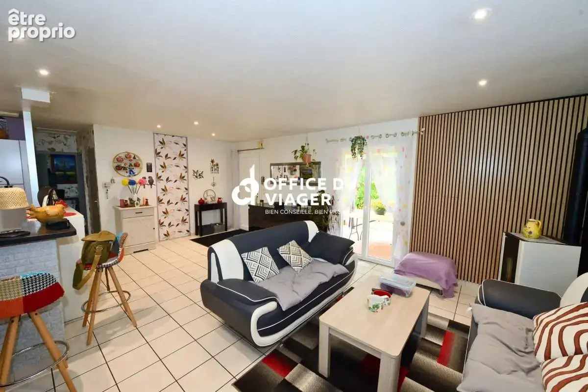 Maison - 4 pièces - 90 m² - photo 2