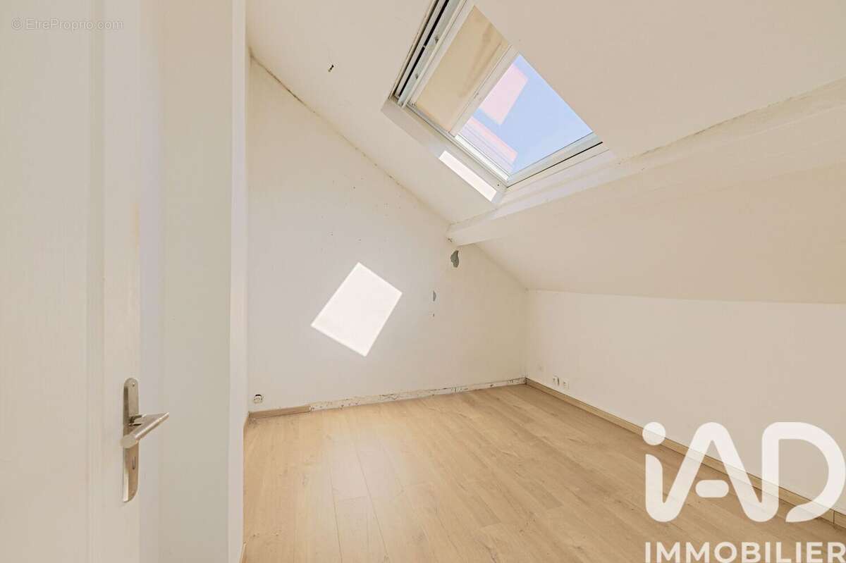 Photo 4 - Appartement à LAGNY-SUR-MARNE