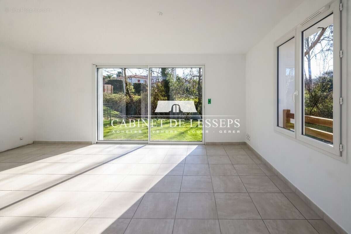 Appartement à BARDOS