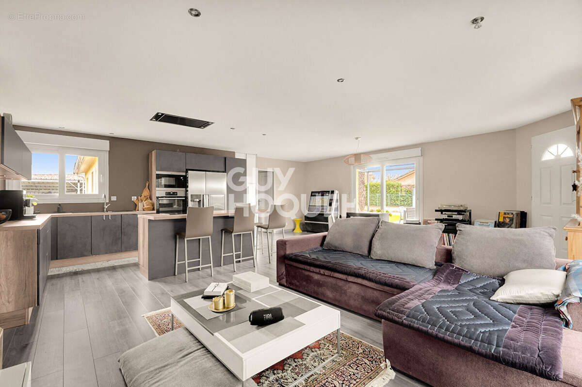 Maison à LA MAGDELAINE-SUR-TARN