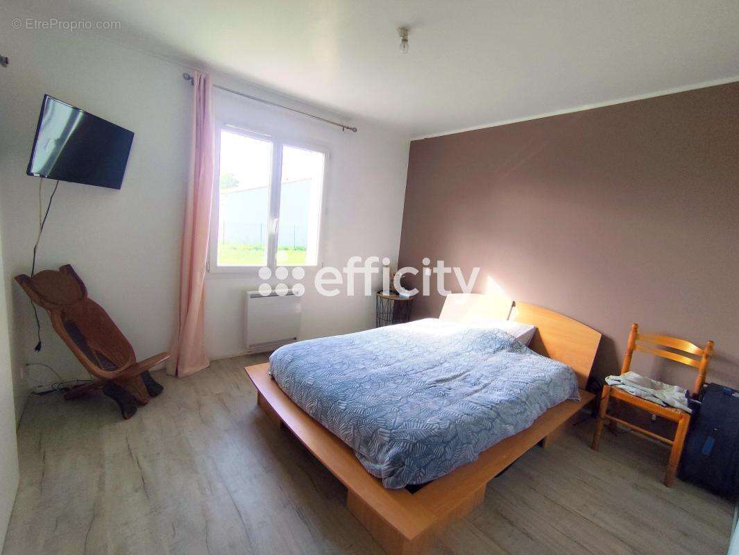 Maison 133 m² à Perignac  - photo 14