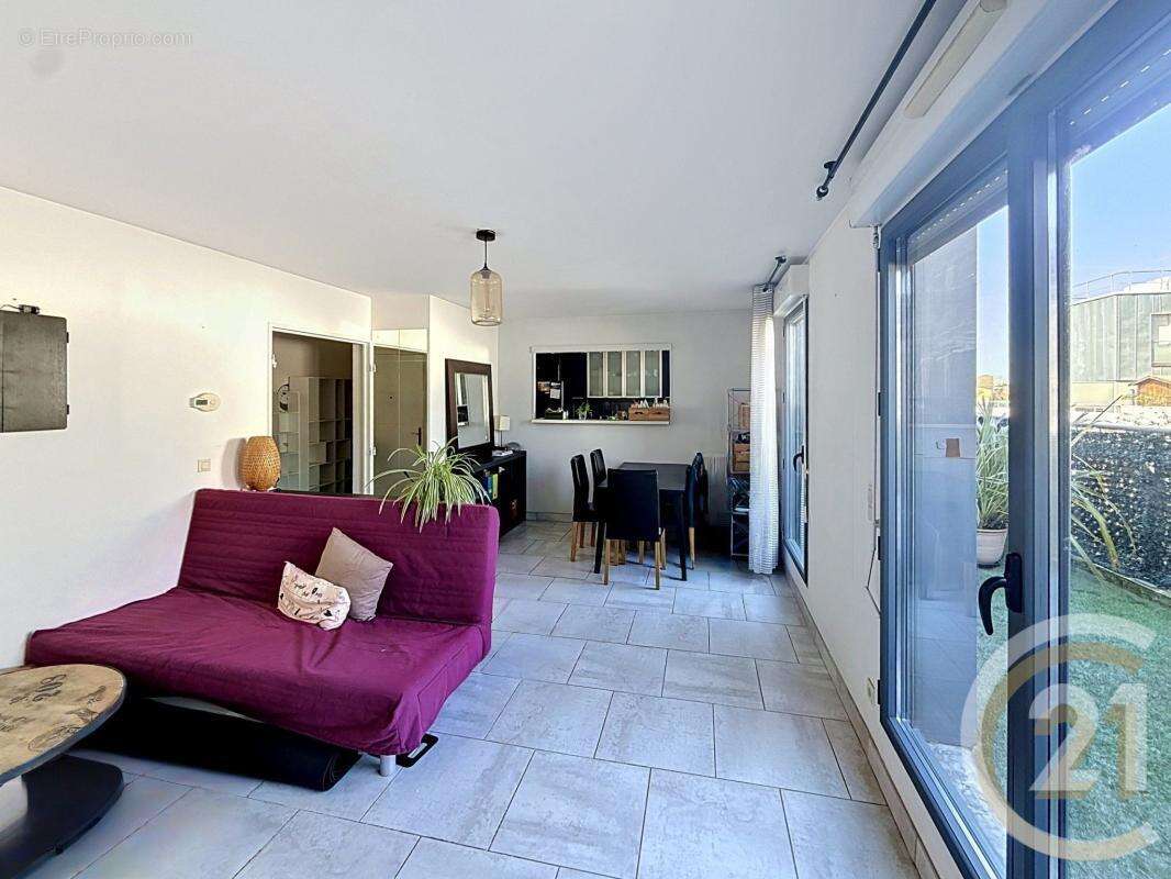 Appartement 94 m² à Choisy-Le-Roi  - photo 3