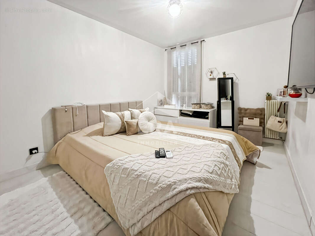 Appartement 73m² à marignane - photo 8