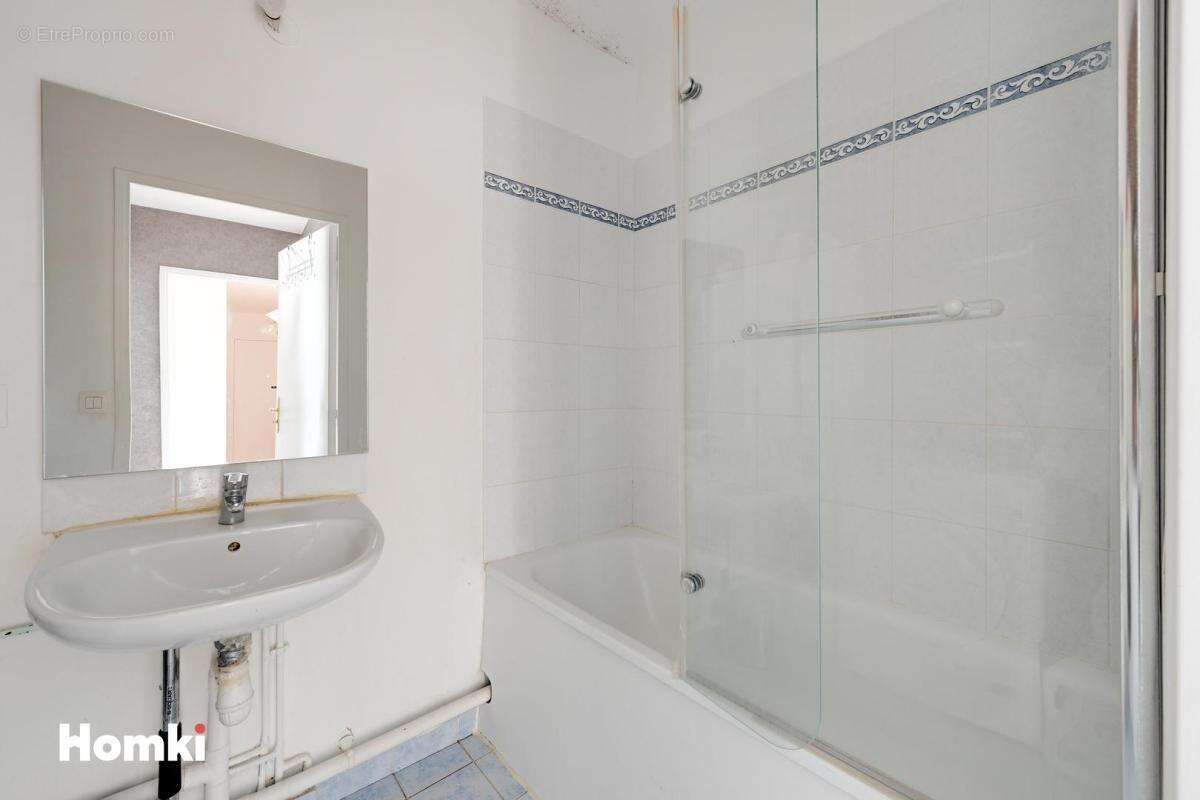 Appartement à LES PAVILLONS-SOUS-BOIS