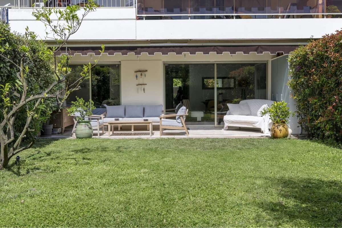 Cannes Vente 3 pièces en RDJ au calme absolu - photo 4