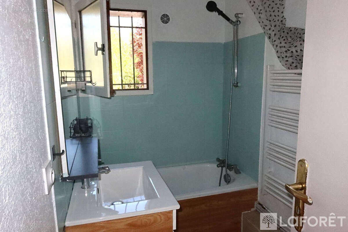Appartement à LINAS