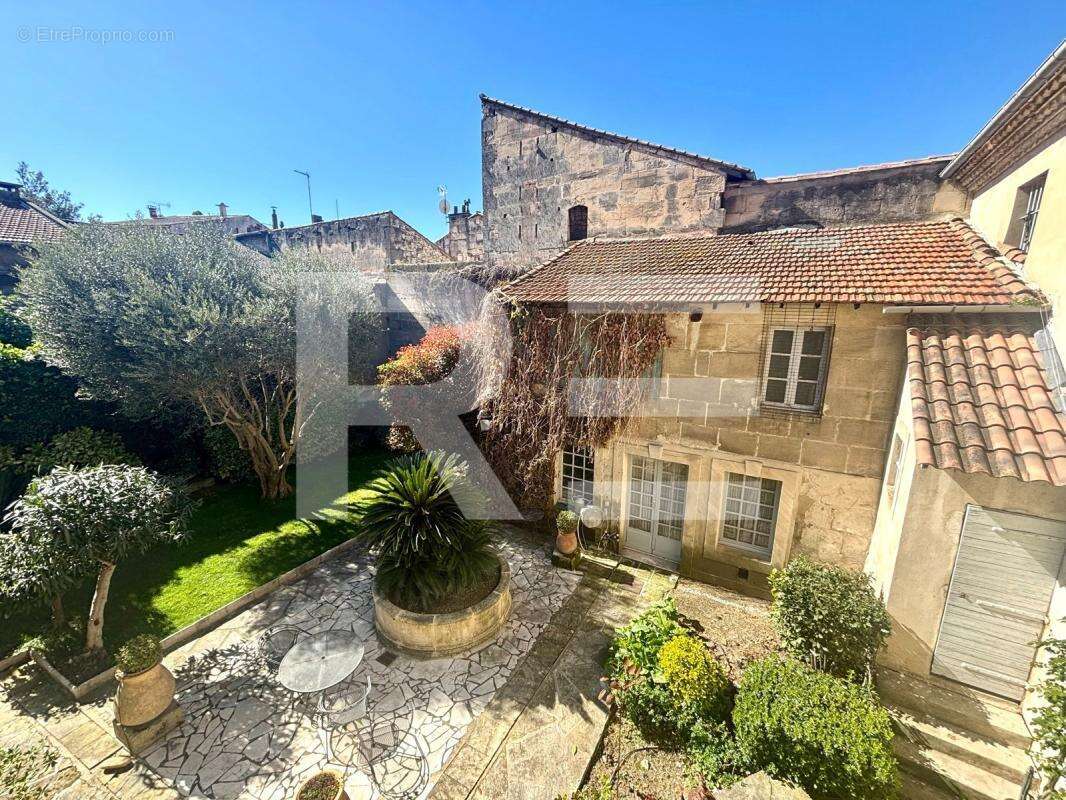 Appartement à TARASCON
