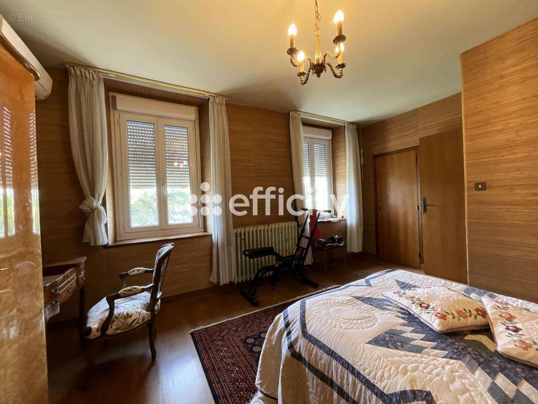 Appartement à PRIVAS