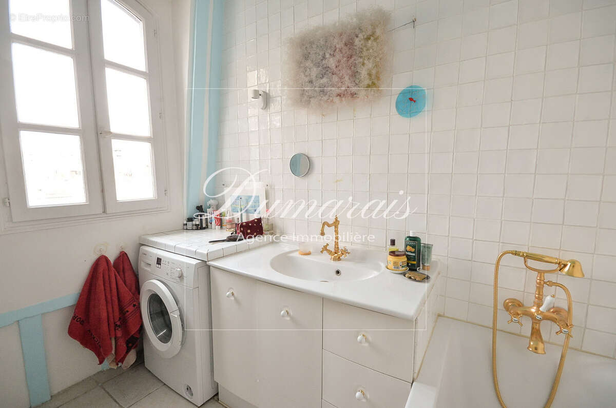 Appartement à PARIS-4E