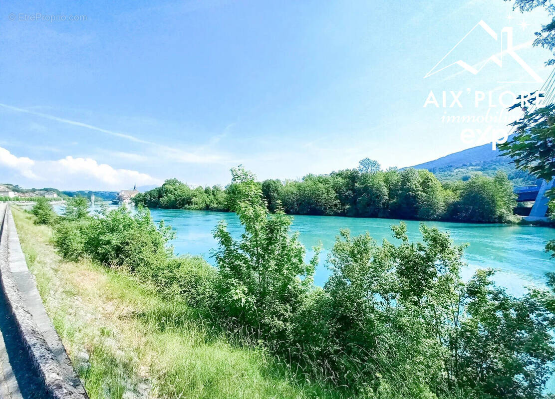 Appartement à SEYSSEL