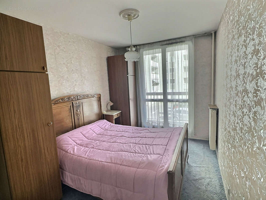 Appartement à IVRY-SUR-SEINE