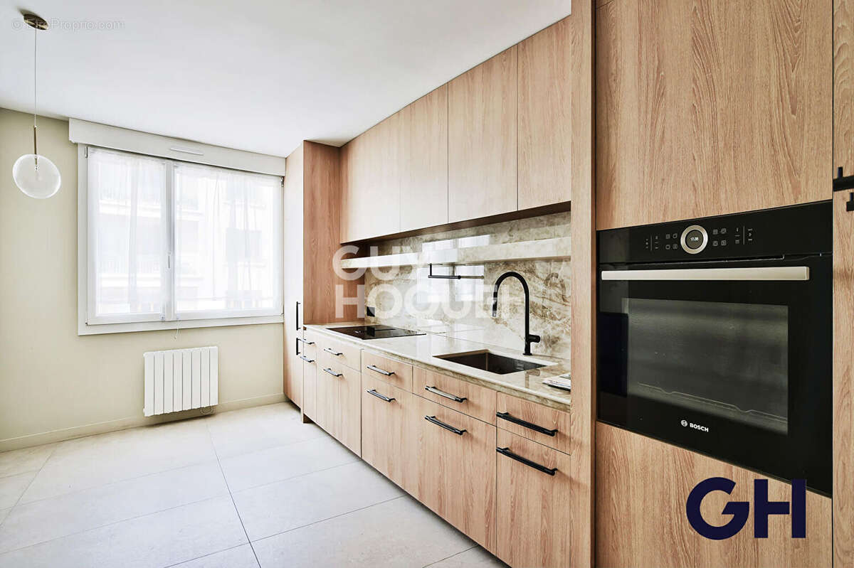 Appartement à LYON-6E