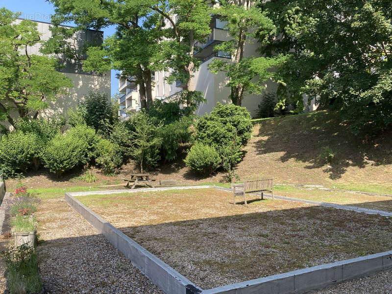 Appartement T3 à vendre ROUEN rive droite, surface habitable 75 m2 + cave + 2 places de parking - photo 12