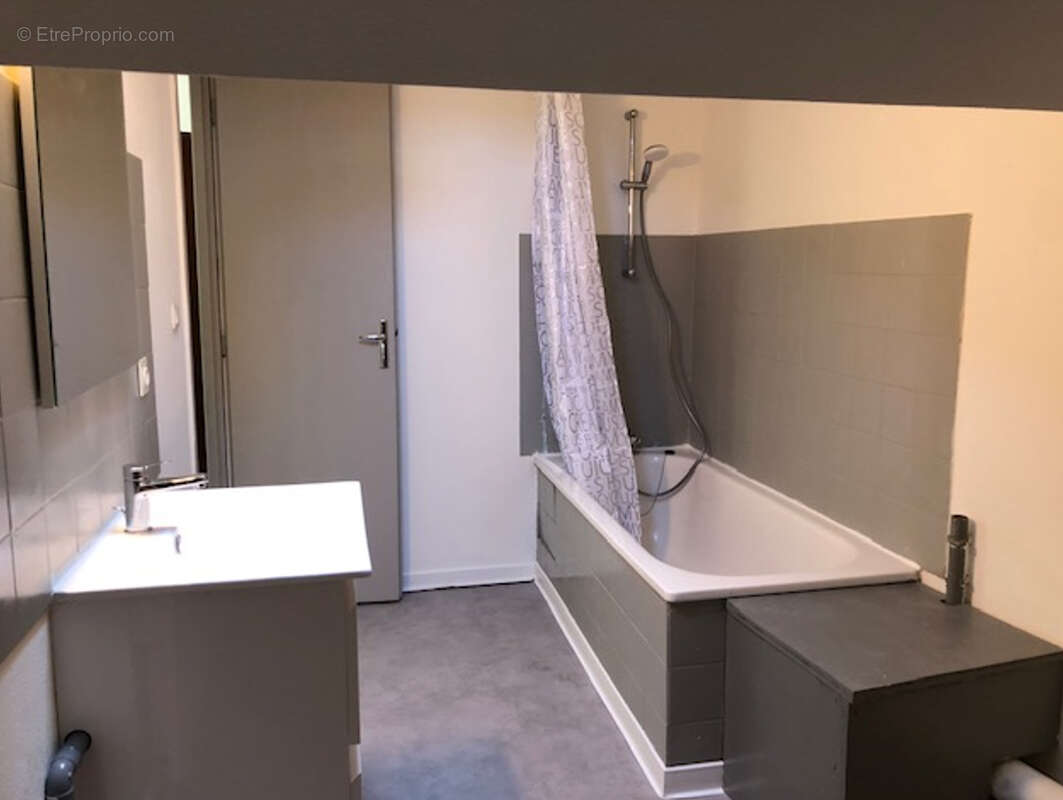Dax, A vendre  5 appartements - photo 8