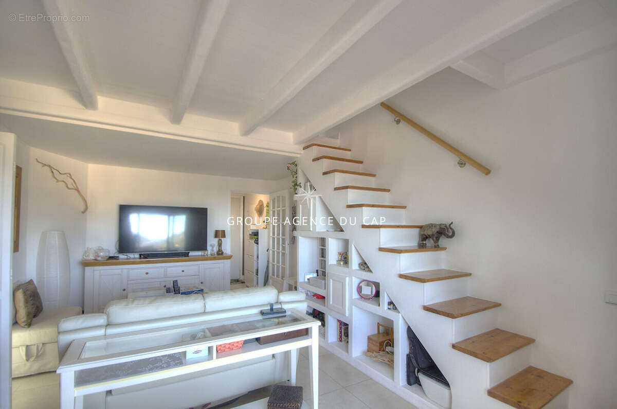 Appartement à SAINT-RAPHAEL