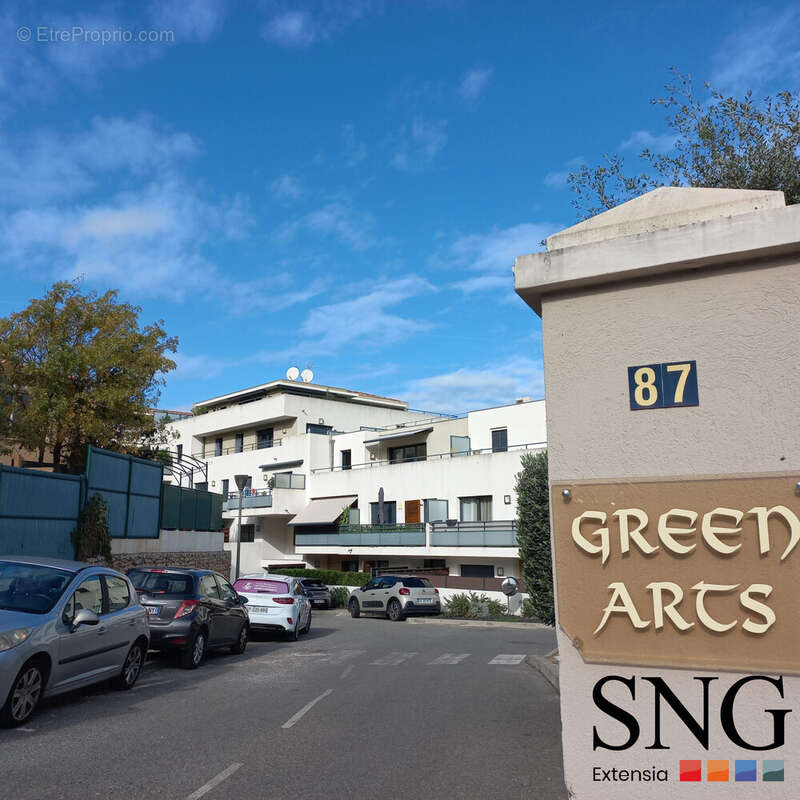 Appartement à HYERES