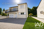 Photo 1 - Maison à MARLY-LA-VILLE