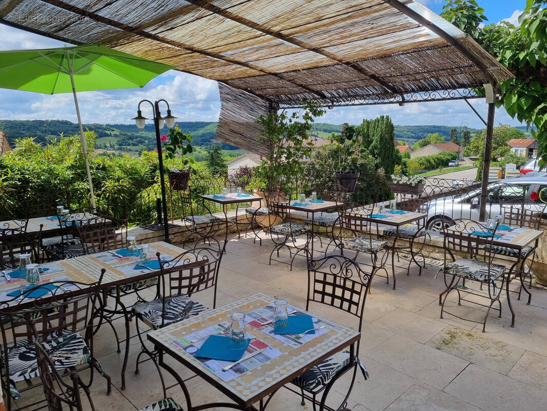 Commerce à LAUZERTE