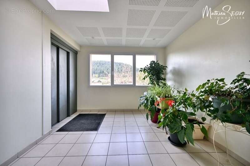 Appartement à THURINS