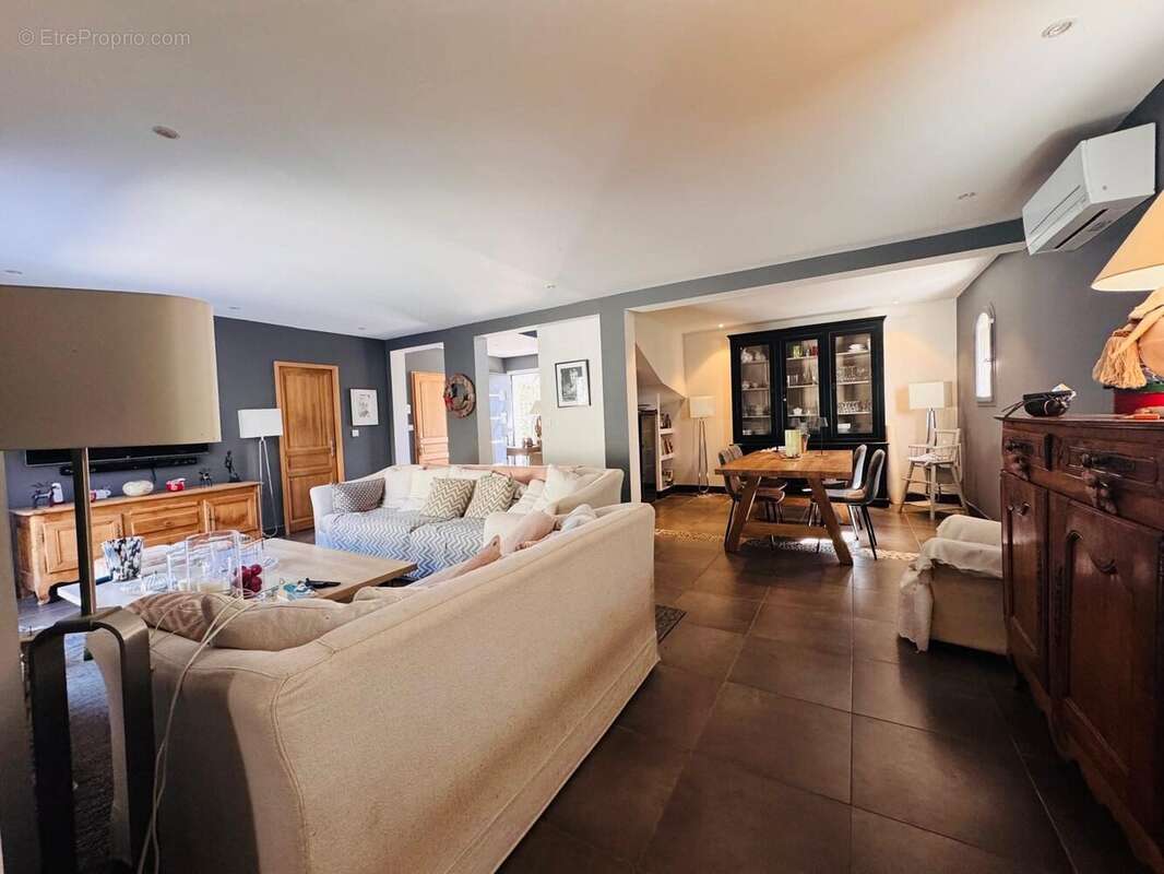 Maison à SAUVETERRE