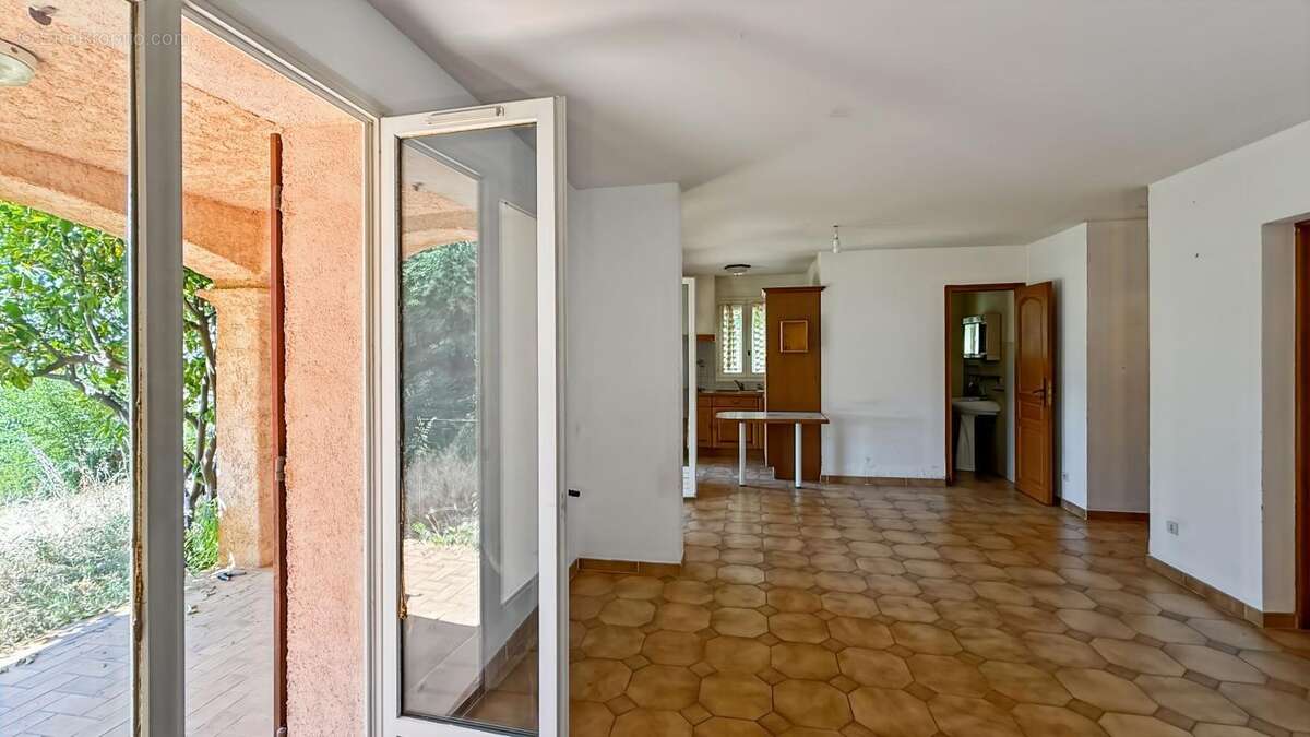 Maison à SAINT-RAPHAEL