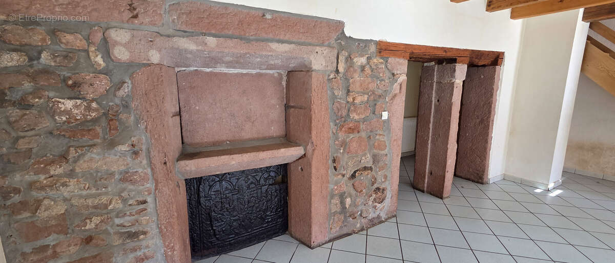 Maison à BOURG-BRUCHE