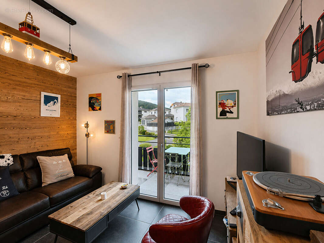 Appartement coup de coeur ? Le cocon idéal où poser ses valises / Montlebon - 39.65 m2 - photo 2