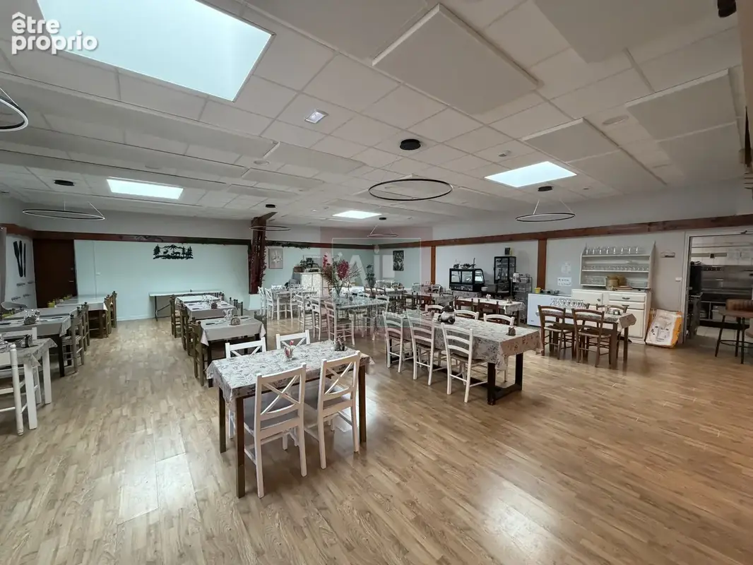 Fonds de commerce bar-restaurant avec gîte - photo 2