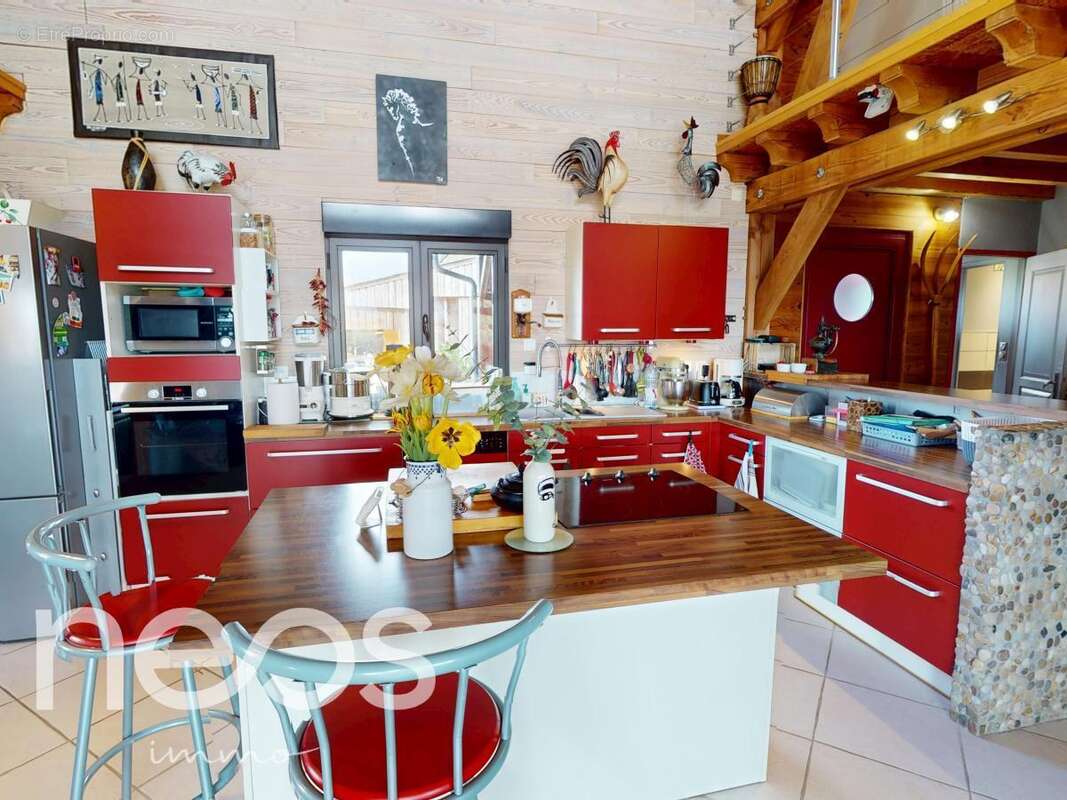 Maison à SAINT-AGNANT-DE-VERSILLAT