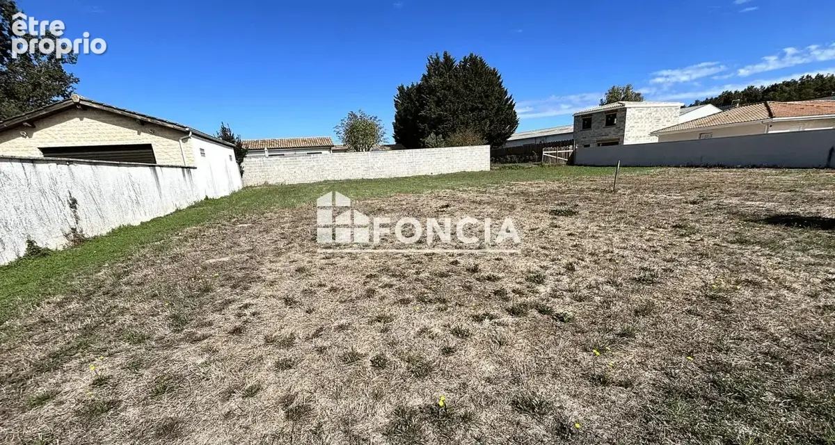Terrain constructible 426 m² – Libre de constructeur – Saint-André-de-Cubzac - photo 2