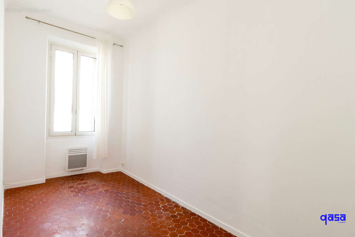 Appartement à MARSEILLE-6E