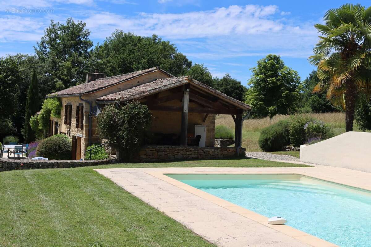 Maison à MONPAZIER