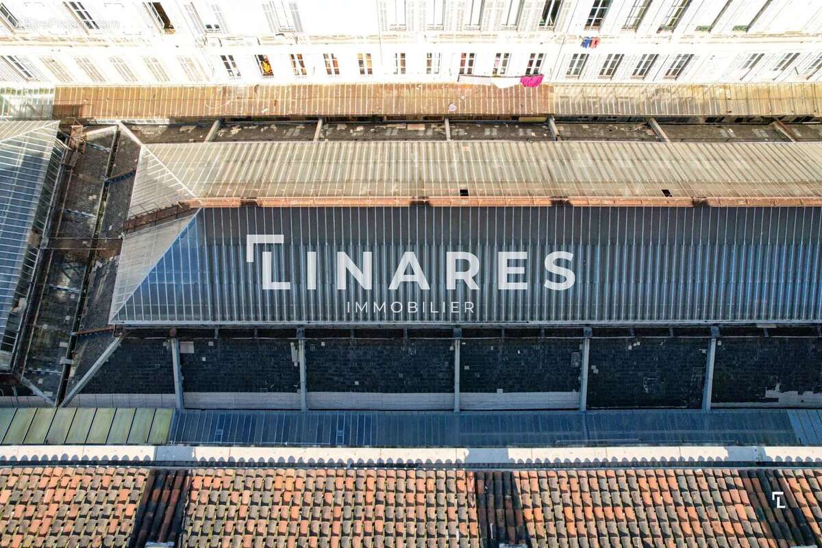 Appartement à MARSEILLE-1E