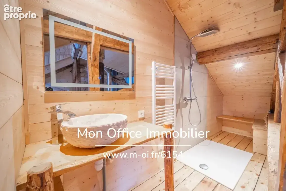 Référence : 6154-TCA. - Maison mitoyenne située au départ des plus belles randonnées du massif de Belledonne et à 10min des 7 La - photo 8
