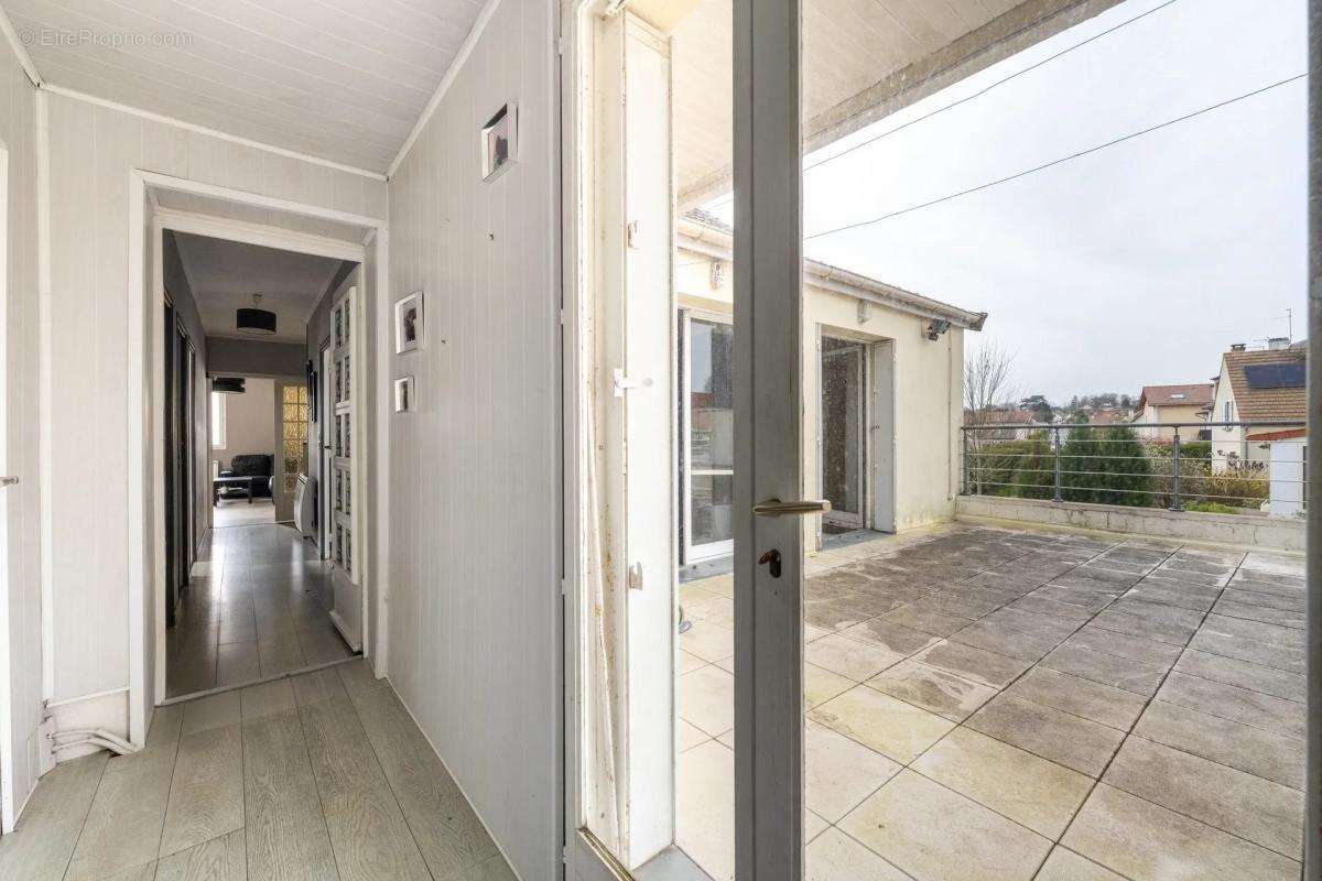 Appartement à MONTSOULT